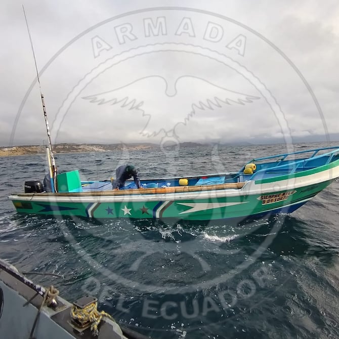 Armada retiene 700 galones de combustible frente a las costas de Santa Elena | Seguridad | Noticias