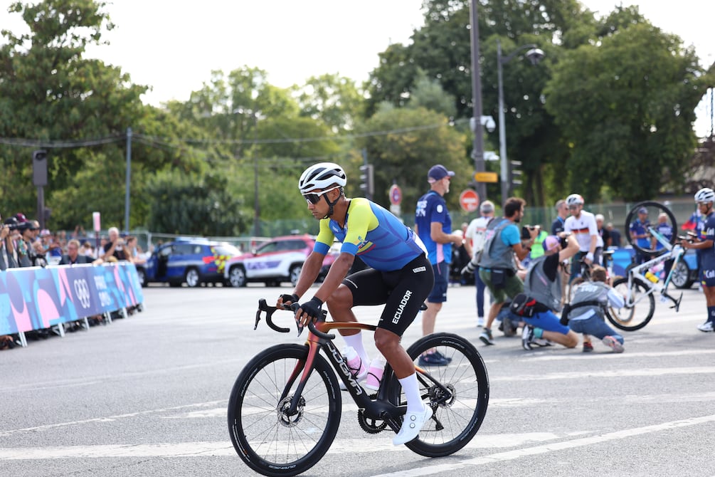 Jhonatan Narváez, de estar entre los líderes a finalizar en el puesto 45 en el ciclismo de ruta de los Juegos Olímpicos de París 2024 | Otros Deportes | Deportes