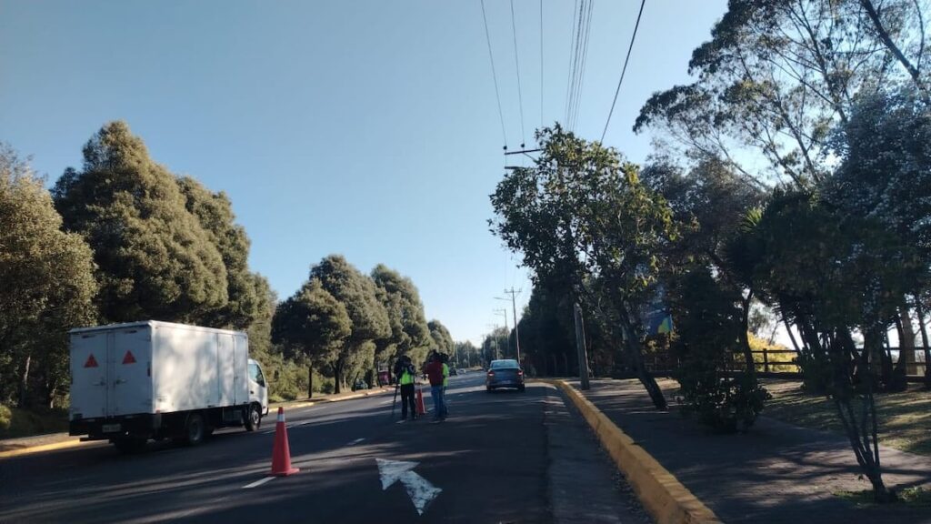 Siete conductores sancionados por exceso de velocidad en operativos en Quito | Ecuador | Noticias