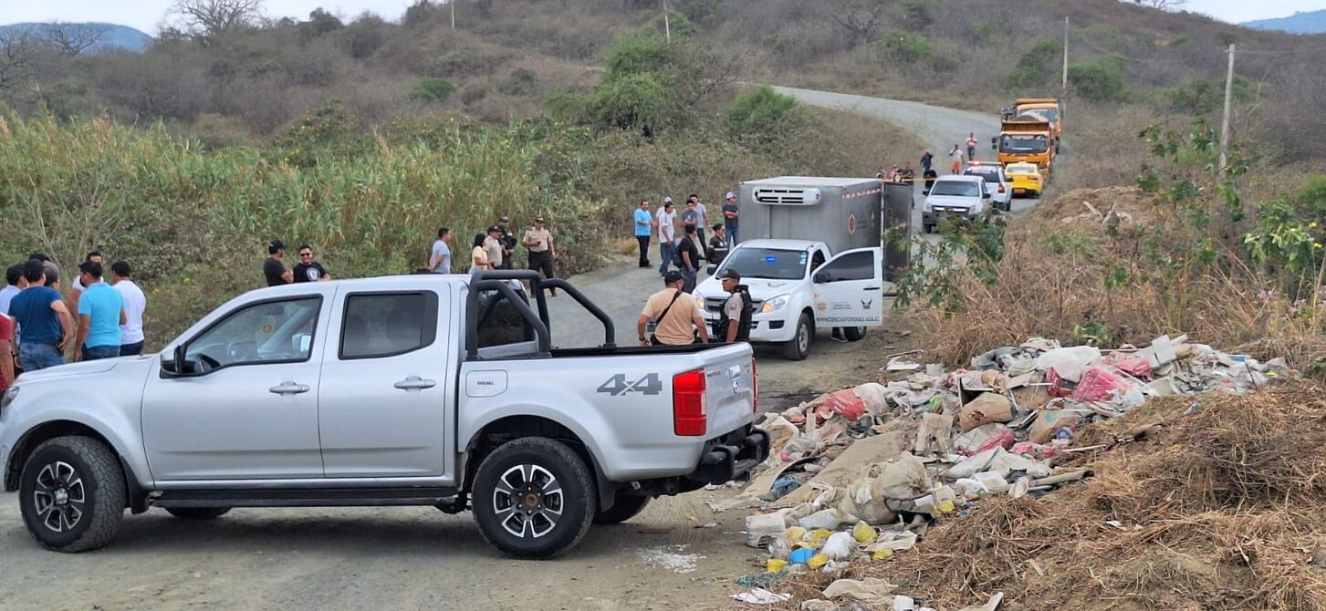 Tres cadáveres hallados a un costado de la vía Manta-Rocafuerte: una de las víctimas estaba reportada como desaparecida | Seguridad | Noticias