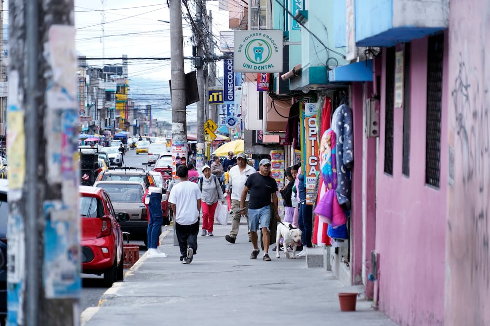 ‘No podemos hablar porque nos tienen vigilados’: vecinos claman por seguridad en la Martha Bucaram, en el sur de Quito | Seguridad | Noticias