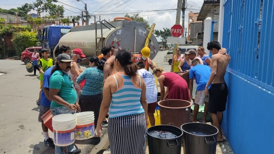 Interagua pide abastecerse de agua potable debido al apagón nacional previsto para el miércoles y jueves | Comunidad | Guayaquil