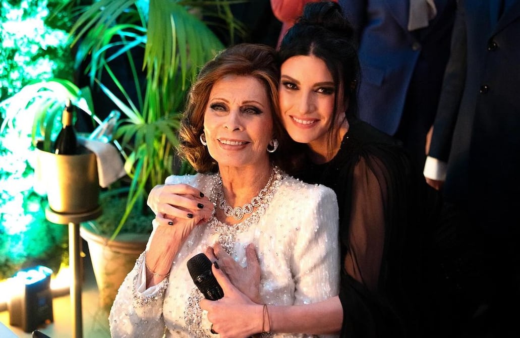 Laura Pausini sorprende a la actriz italiana Sophia Loren con una impresionante actuación en su cumpleaños 90 | Gente | Entretenimiento