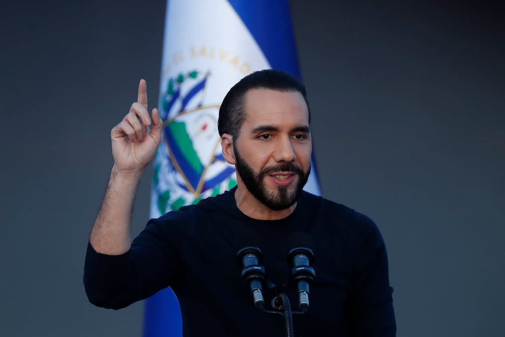 Nayib Bukele declara tres días de duelo por las víctimas del accidente aéreo en El Salvador | Internacional | Noticias