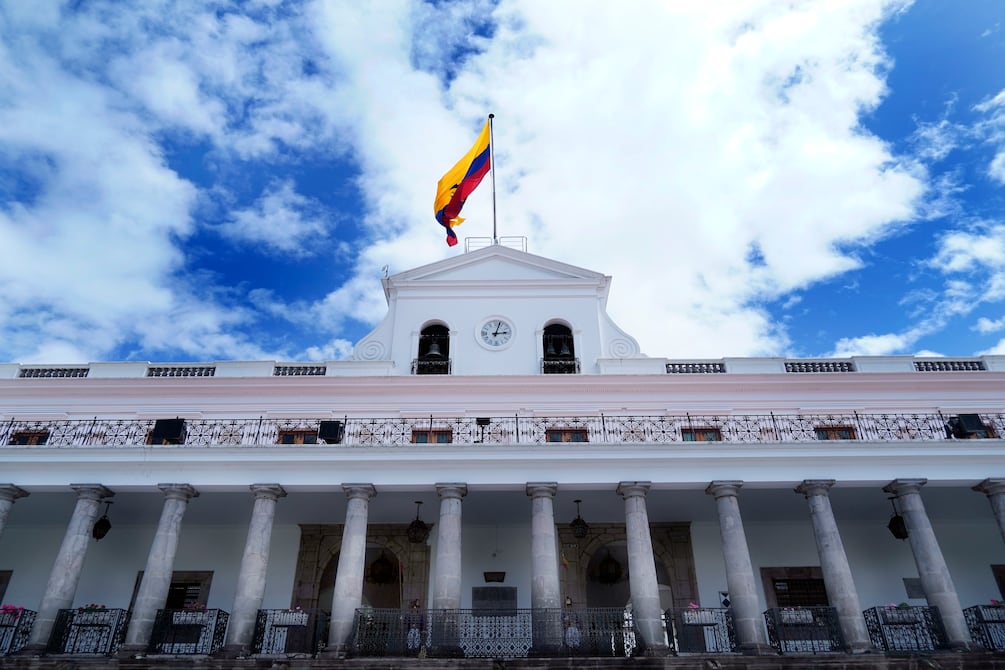 Precandidatos presidenciales avanzan con inscripciones en el CNE para las elecciones de 2025 | Política | Noticias