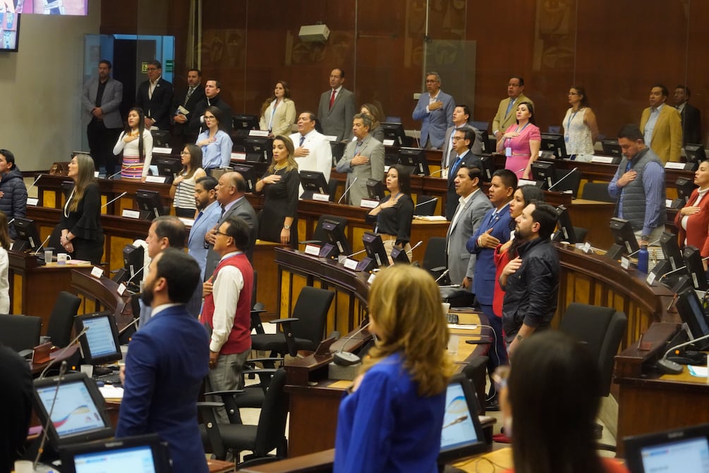 Asamblea exhortó al presidente Daniel Noboa para que se controle el servicio de las operadoras telefónicas | Política | Noticias