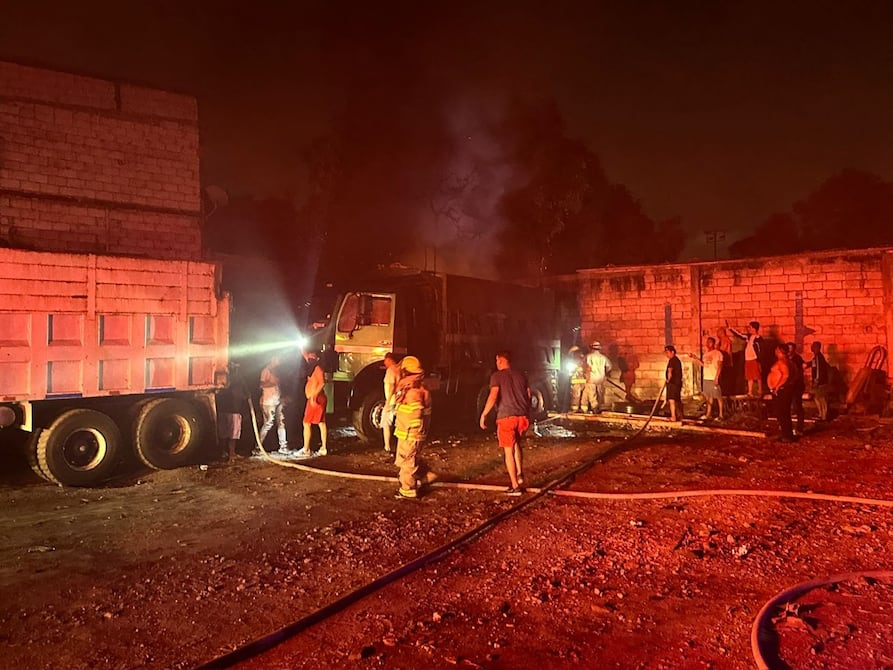 Bomberos controlaron incendio en garaje del Guasmo Norte, sur de Guayaquil | Comunidad | Guayaquil