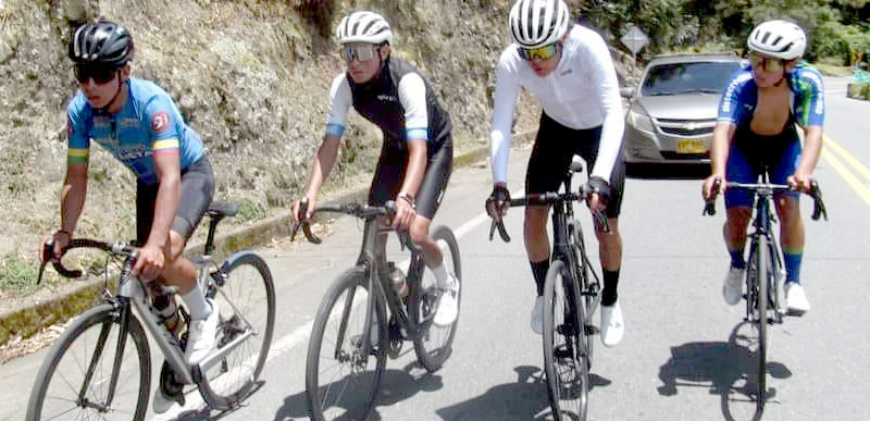 Ciclistas de Nariño participan de La Vuelta al Porvenir sin apoyo de entidades