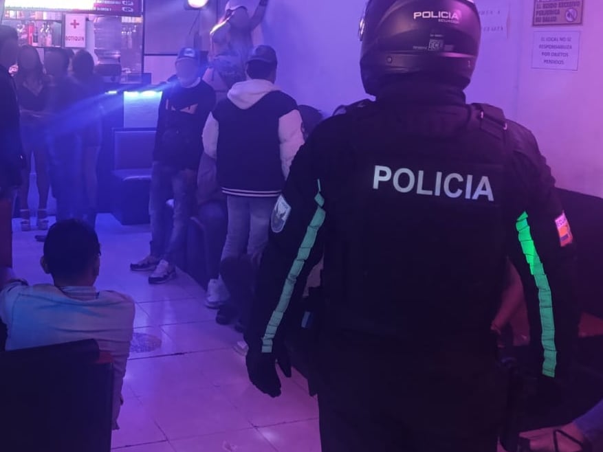 Clausuran centro nocturno clandestino en el sur de Quito por falta de permisos y condiciones insalubres | Ecuador | Noticias