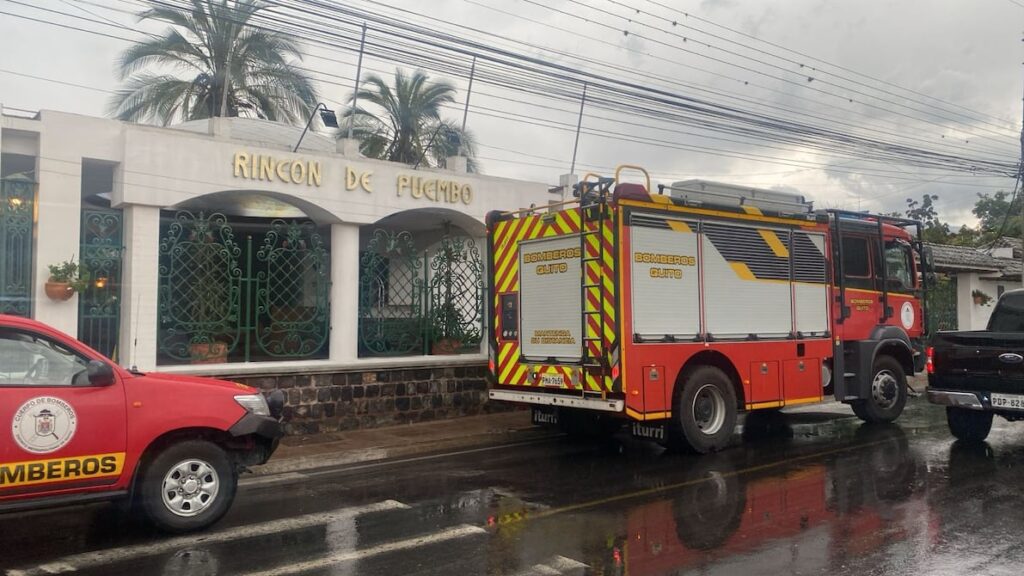 En el oriente de Quito hubo acumulación de agua tras lluvia registrada este jueves 31 de octubre | Ecuador | Noticias