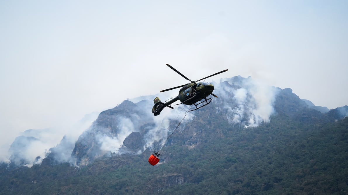 Desde Perú llegarían aeronaves para combatir el incendio forestal en el parque nacional Cajas, informa alcalde de Cuenca | Ecuador | Noticias