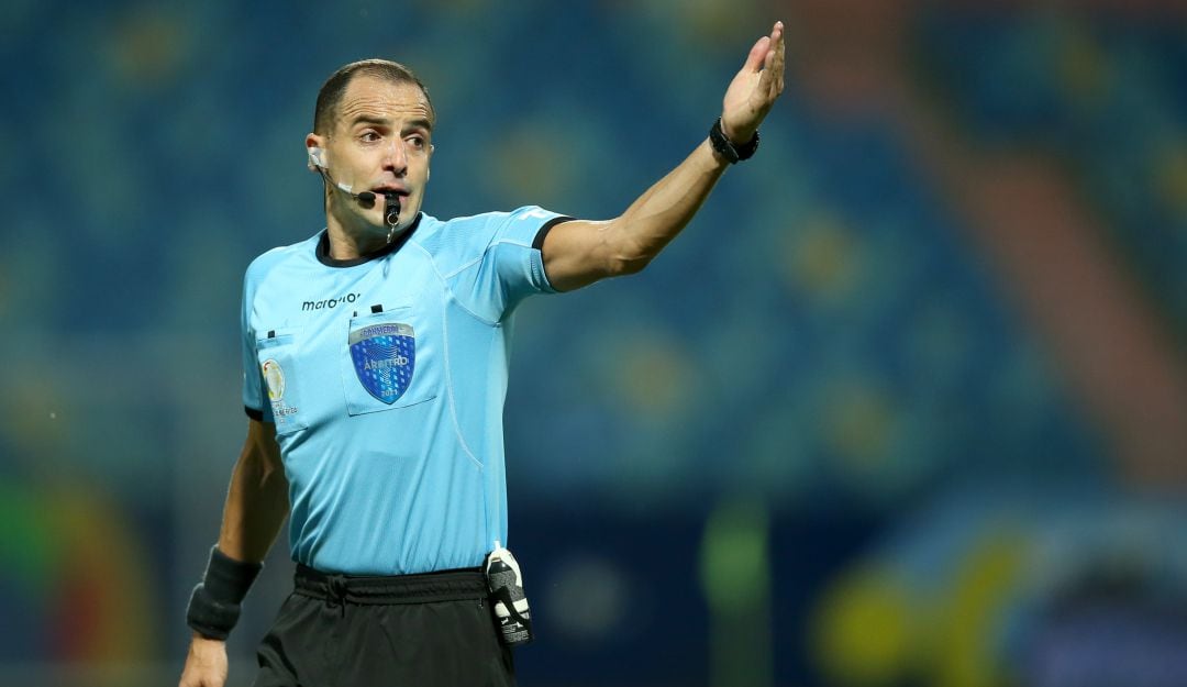 Esteban Ostojich, arbitro desginado por la Conmebol para el duelo entre Ecuador y Colombia en eliminatorias | Fútbol | Deportes