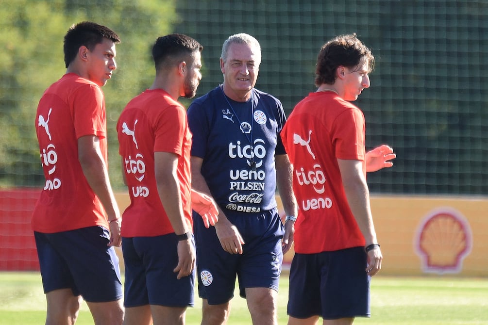 Gustavo Alfaro convoca a 27 jugadores en Paraguay para chocar contra Argentina y Bolivia por las eliminatorias al Mundial 2026 | Fútbol | Deportes