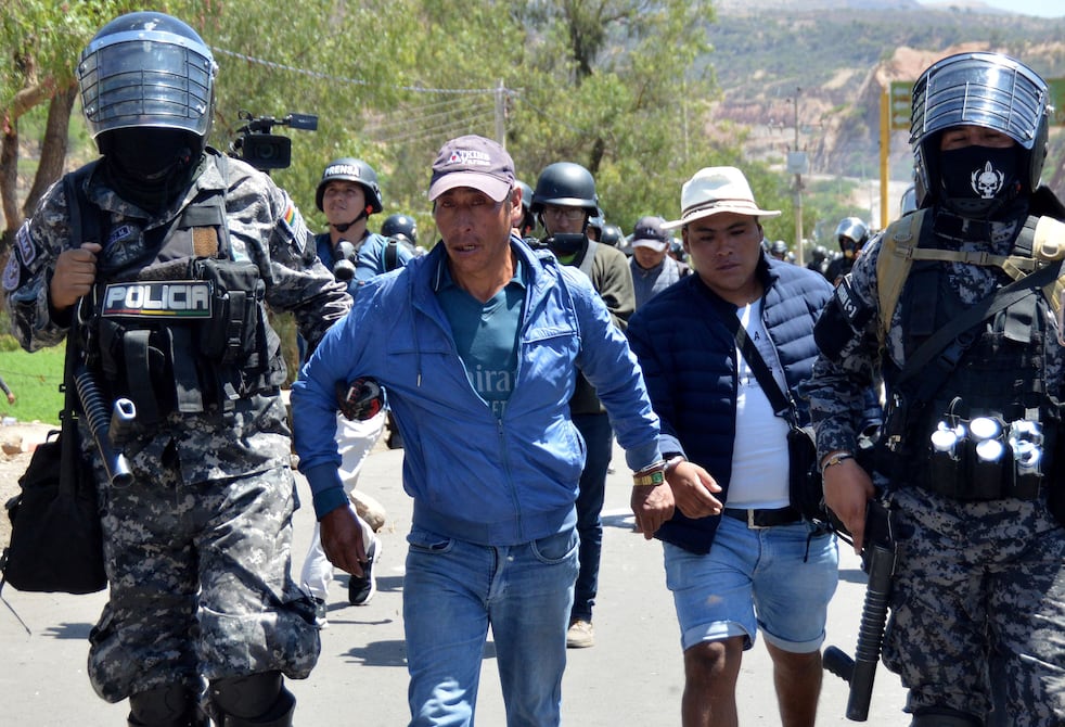 Operativo de desbloqueo de vías en Bolivia deja 66 detenidos investigados por ‘terrorismo’ | Internacional | Noticias