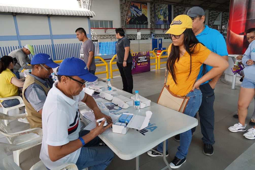 Registro para tarjeta La Guayaca se mantiene en terminal Río Daule y en la página web | Comunidad | Guayaquil