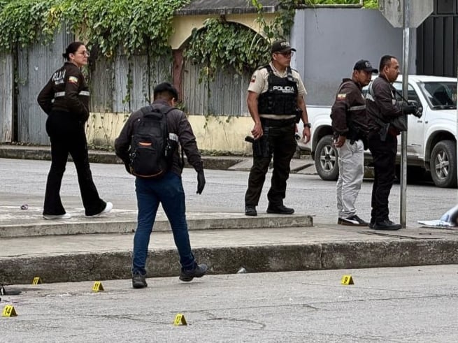 Tres jóvenes fueron atacados a bala mientras conversaban en una calle de Pasaje: uno murió y dos quedaron heridos | Seguridad | Noticias