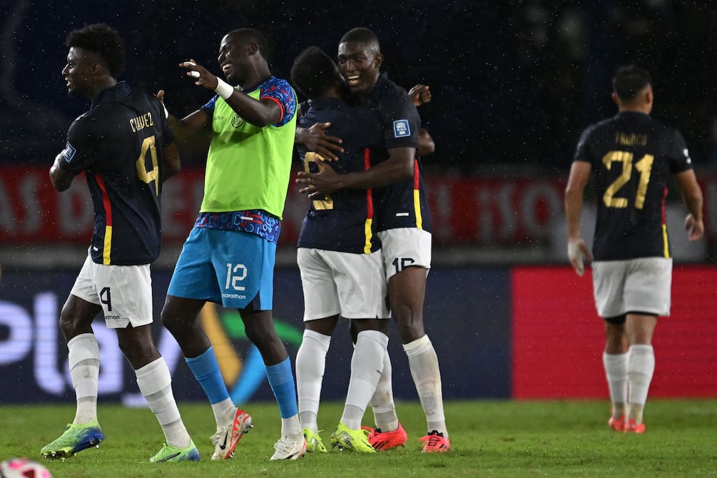 ‘Colombia se vino al piso’, ‘Un heróico Ecuador acaba con racha cafetera en casa’, ‘¡Para el olvido!’, y más reacciones de la prensa internacional por el triunfo de la Tricolor | Fútbol | Deportes