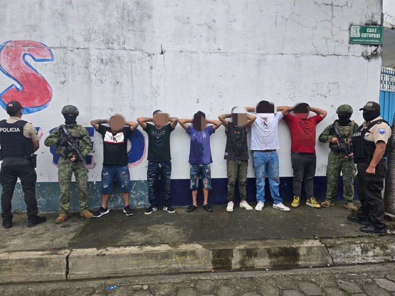 En Quevedo, militares capturan a seis presuntos ‘choneros’ con armas y carro robado, pero en la audiencia cinco fueron liberados | Seguridad | Noticias