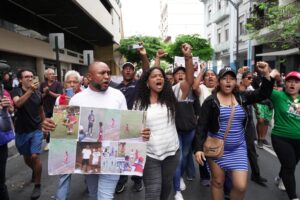 Familiares de los cuatro menores desaparecidos en Guayaquil se reunieron con el representante de ONU Derechos Humanos | Ecuador | Noticias