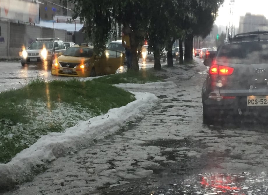 Inamhi emite alerta meteorológica por pronóstico de lluvias, tormentas y ráfagas de viento en la Sierra y parte de la Costa | Ecuador | Noticias