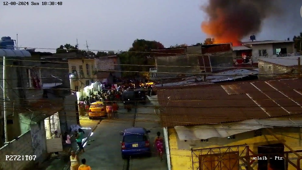 Incendio afecta vivienda en el Guasmo sur, en Guayaquil | Comunidad | Guayaquil