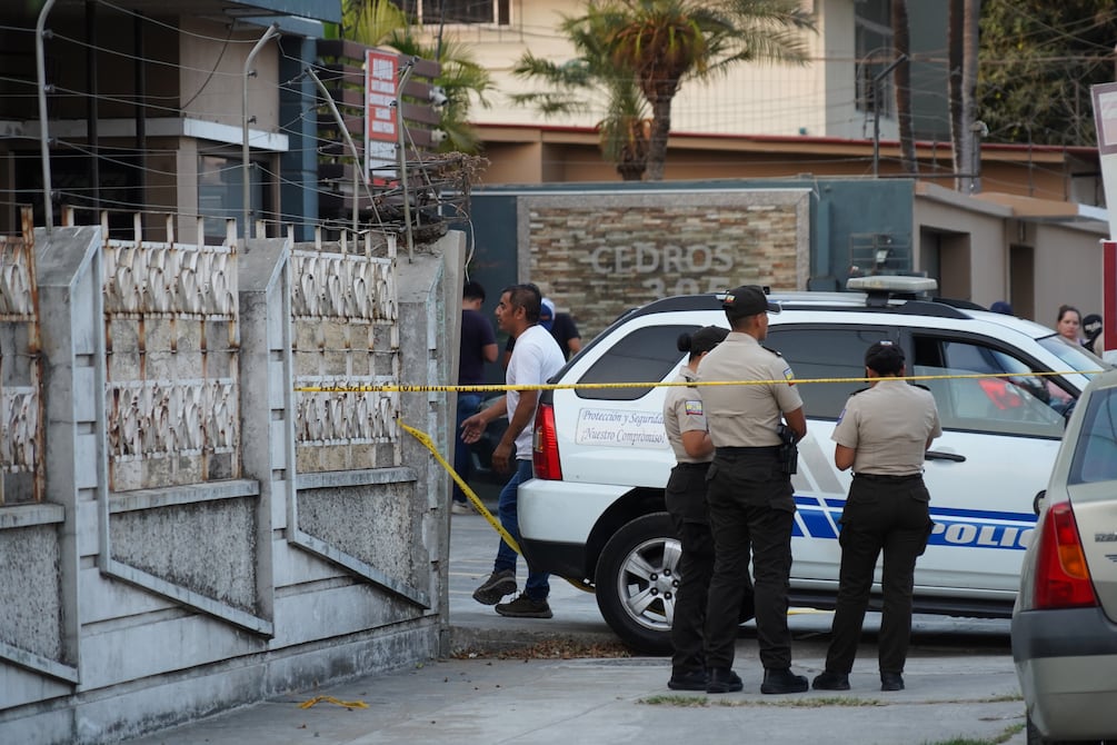 Sargento de Policía asesinó a su pareja y luego se suicidó en Urdesa central | Seguridad | Noticias