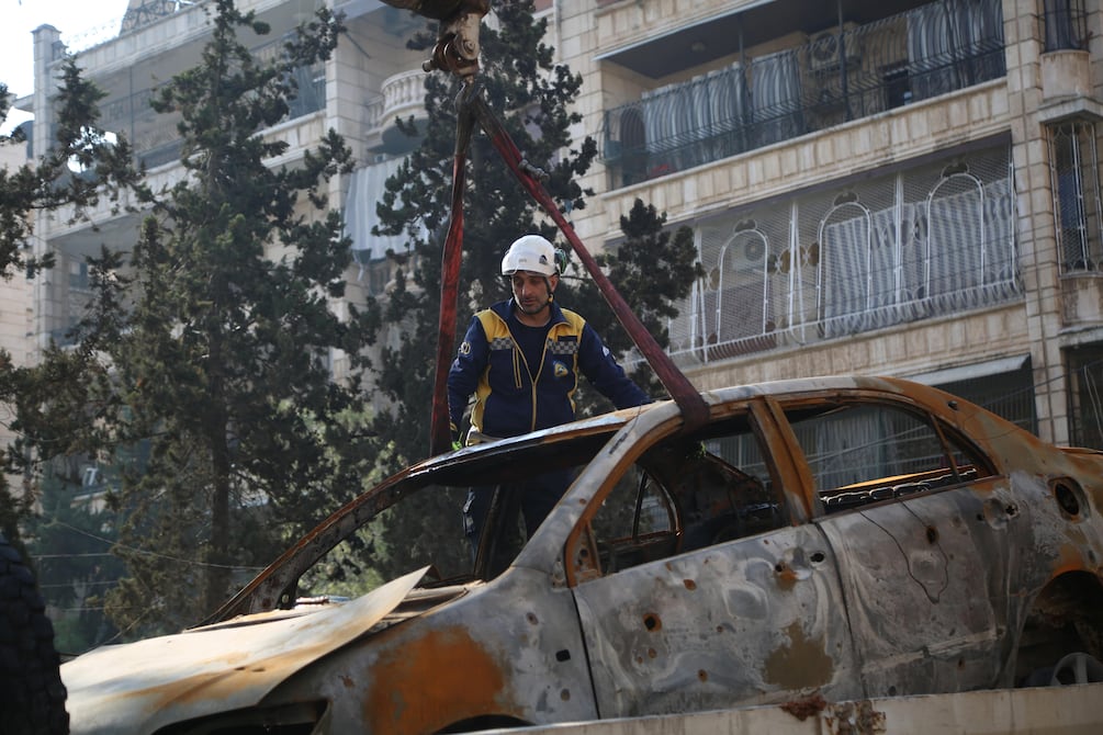 Toque de queda en el centro y el oeste de Siria, y “muertos” en choques en varias ciudades | Internacional | Noticias