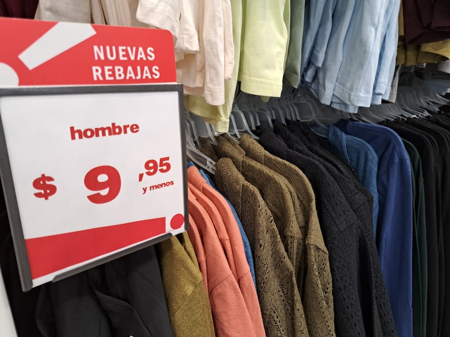 Camisas a menos de $ 10 y zapatos a $ 11: Con rebajas y el pago de la primera quincena del 2025, comercios esperan nuevo impulso en sus ventas | Economía | Noticias