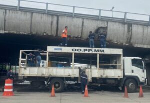 Cierre temporal de carril de retorno por trabajos en paso a desnivel en la av. Pedro Menéndez Gilbert y Plaza Dañín | Comunidad | Guayaquil