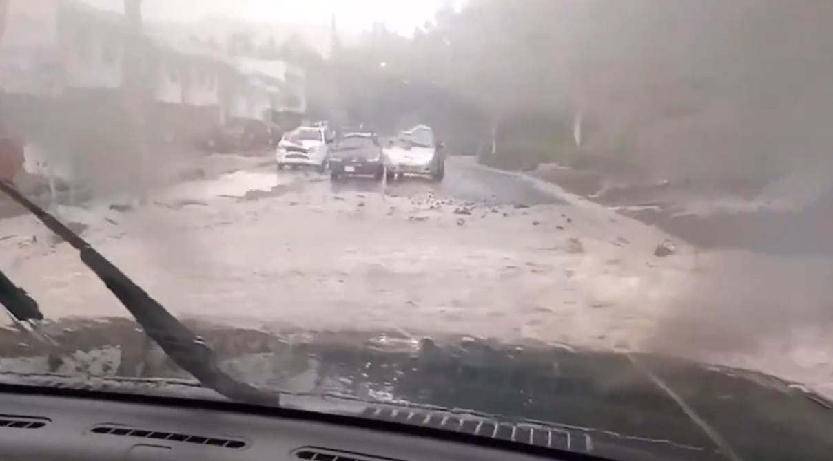 Cuenca sufre inundaciones debido a intensas lluvias registradas este martes | Ecuador | Noticias