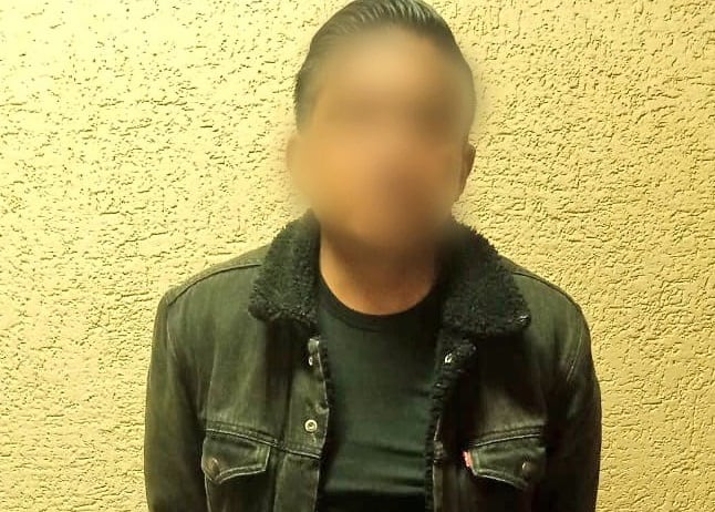 Detienen a hombre que fingía ser un policía encubierto para intimidar | Ecuador | Noticias