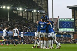 Everton derrota al Tottenham, que pierde el rastro a los líderes de la Premier League | Fútbol | Deportes