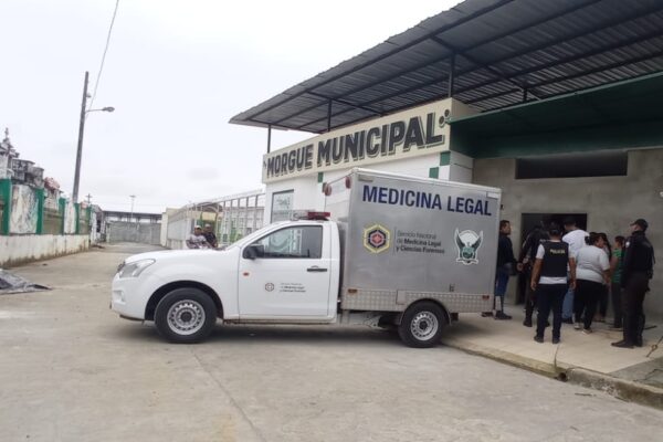 Hijo de una concejala de Puebloviejo fue asesinado mientras conversaba con un grupo de amigos en local | Seguridad | Noticias