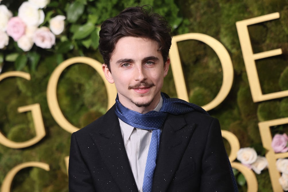 Kylie Jenner y el beso que le dio a Timothée Chalamet en los Globos de Oro 2025 | Gente | Entretenimiento