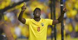 ¿​Fichaje o invitado? Felipe Caicedo rompe el silencio sobre su presencia en Barcelona SC 2025 | Campeonato Nacional | Deportes